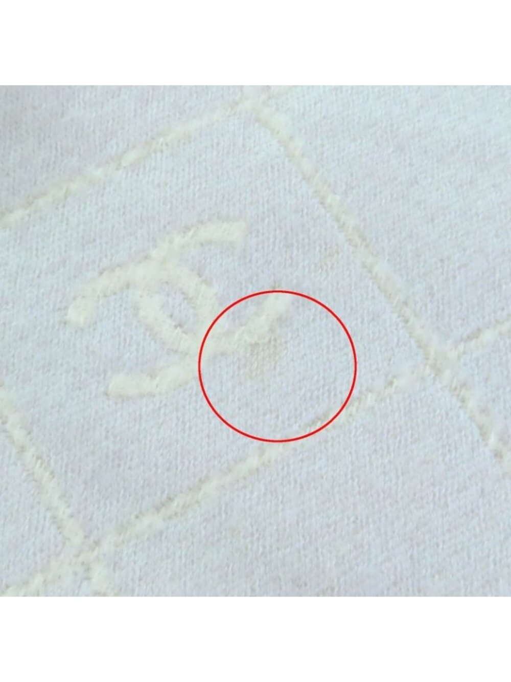 Chanel Coco Mark Quilted Design With Fringe Wool Large Shawl Gray - Picture 14 of 14